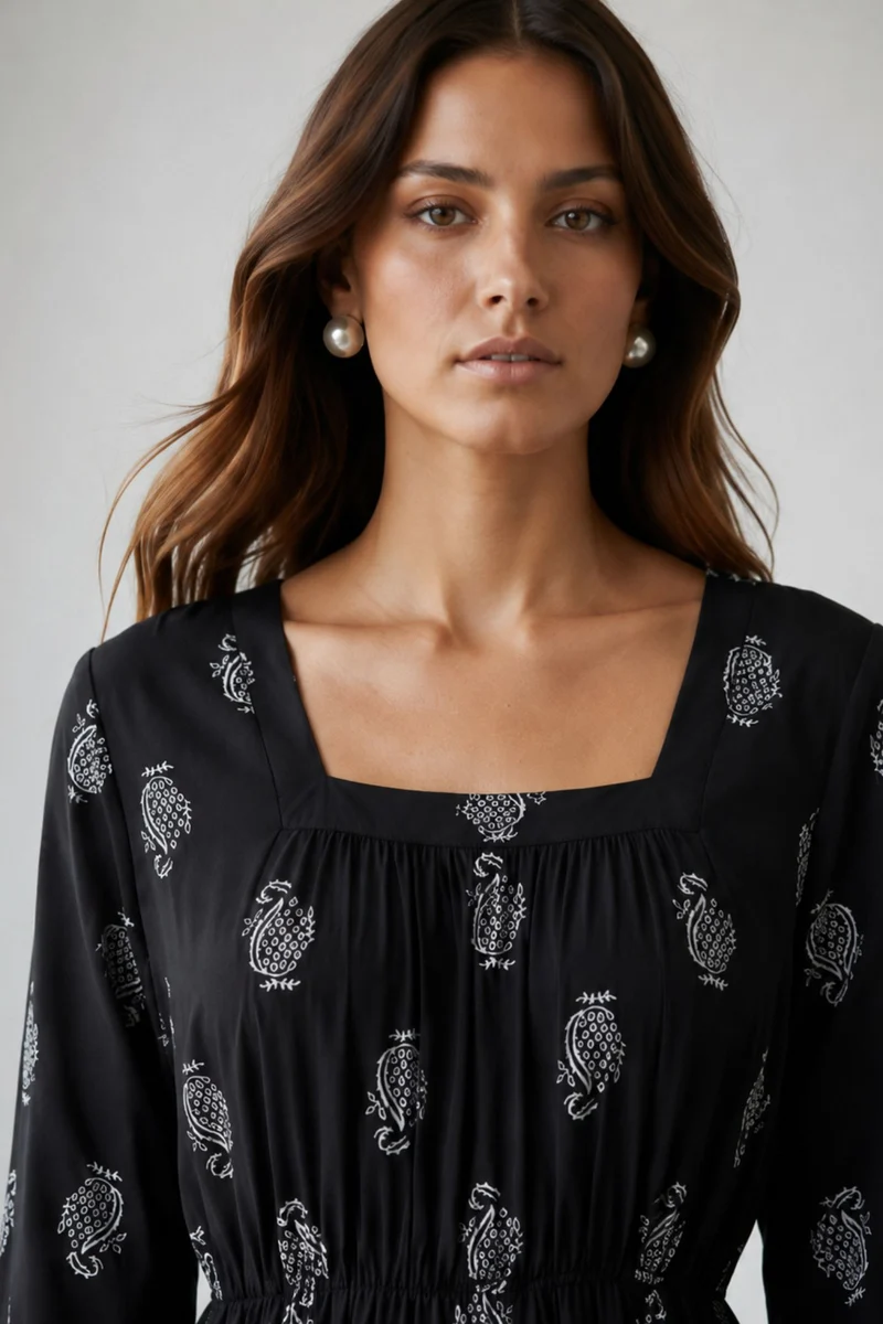 Yagami|100% Viscose Printed Square Neck Dress