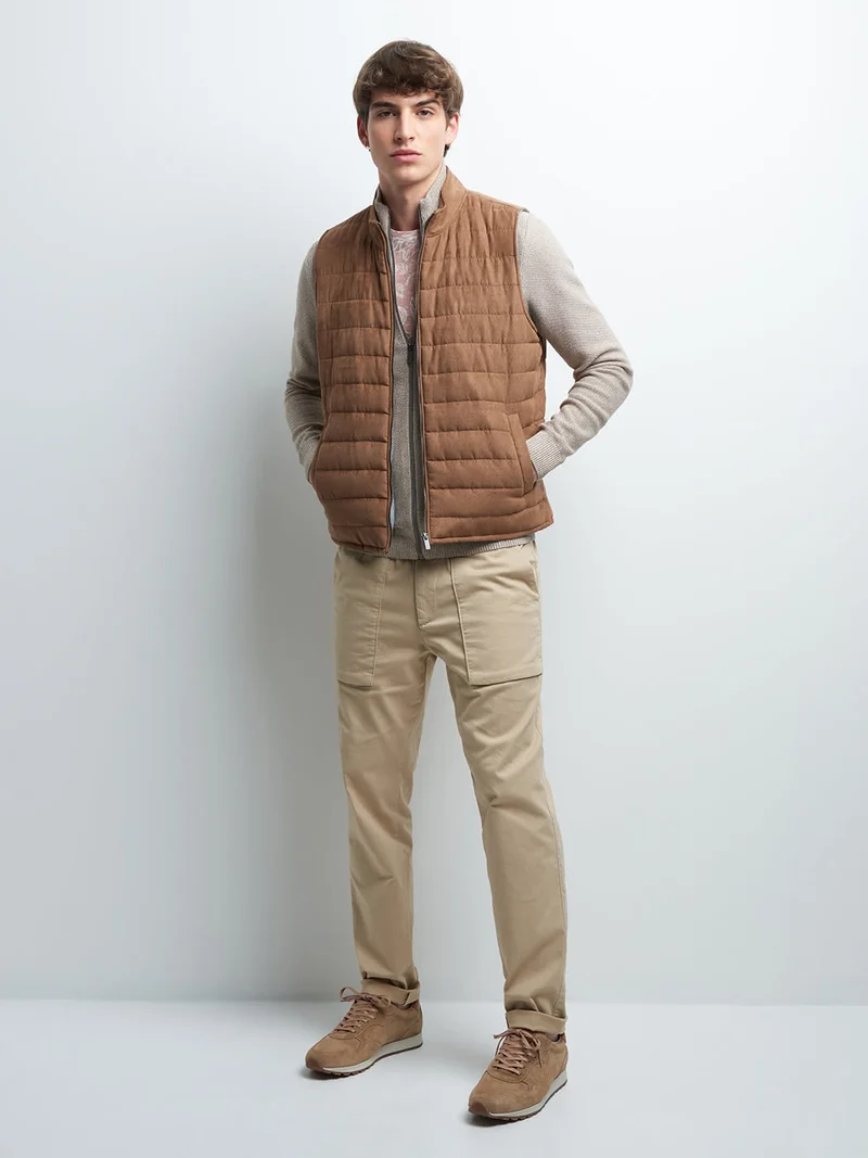 Gilet sans manche col montant