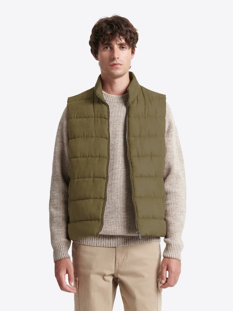 Gilet sans manches à col montant