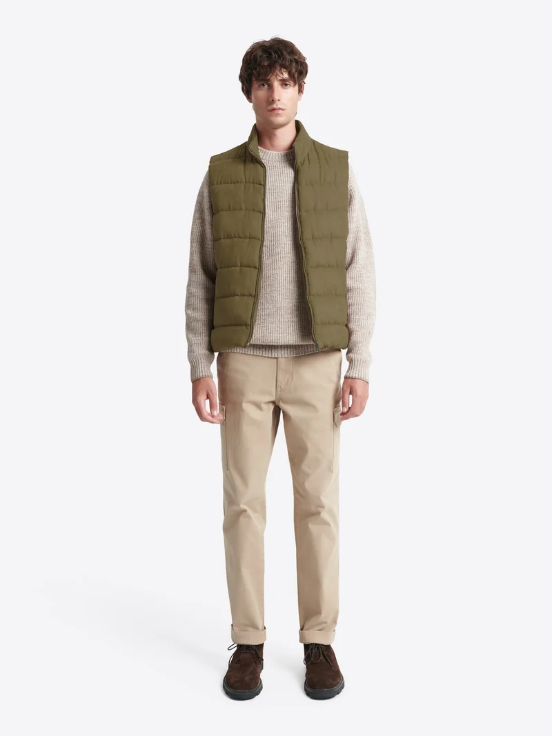 Gilet sans manches à col montant