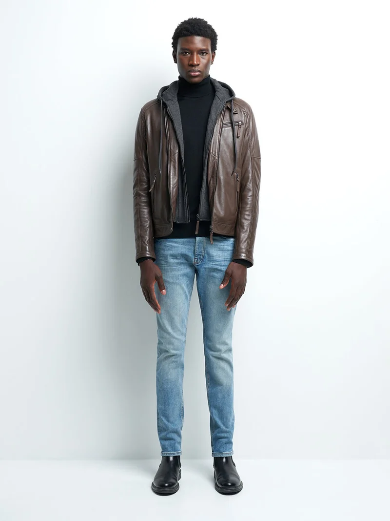 Blouson en cuir à capuche