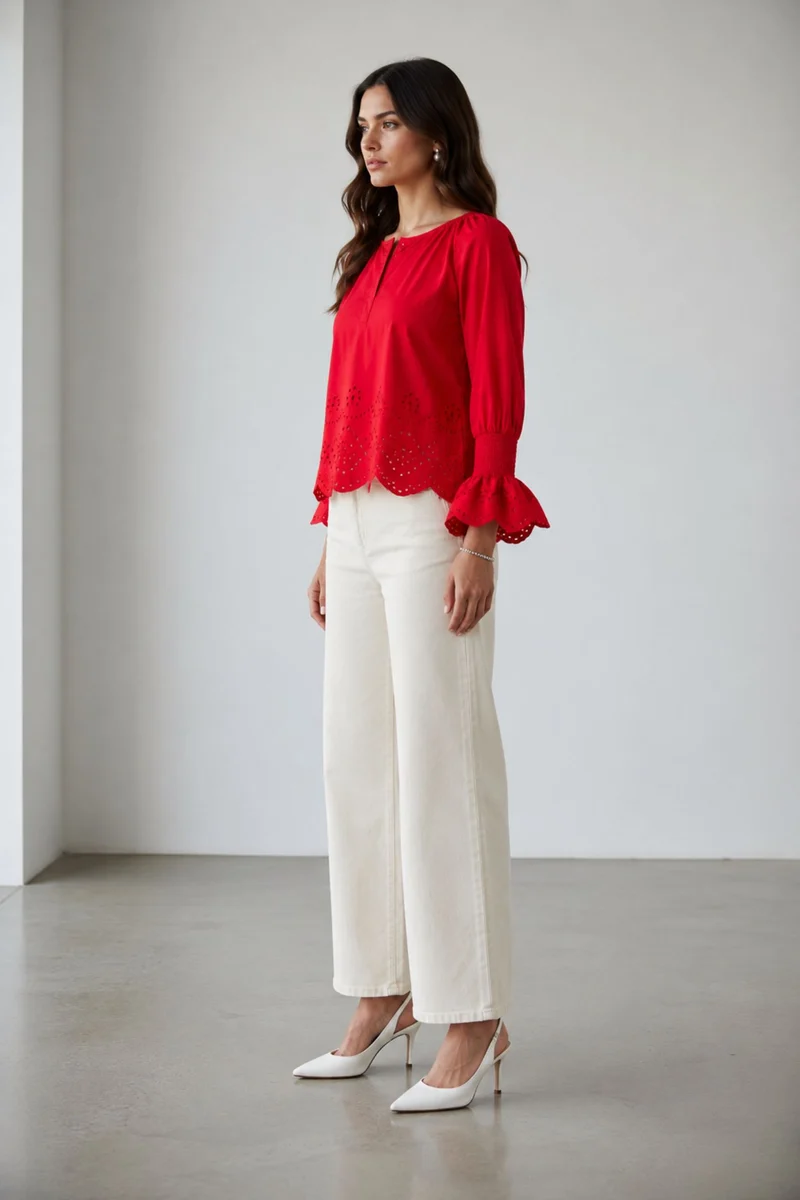 Avielle Top|100% Cotton Schiffli Scallop Hem Top