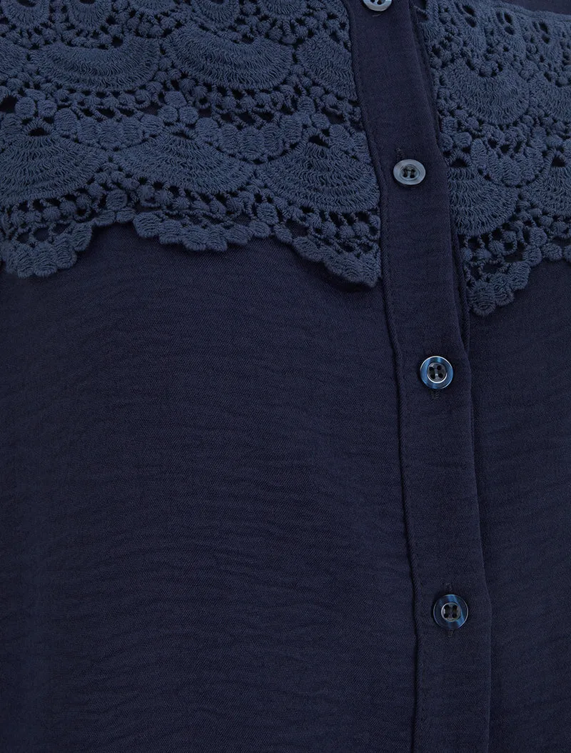 Blouse à col montant volanté et dentelle - Marine