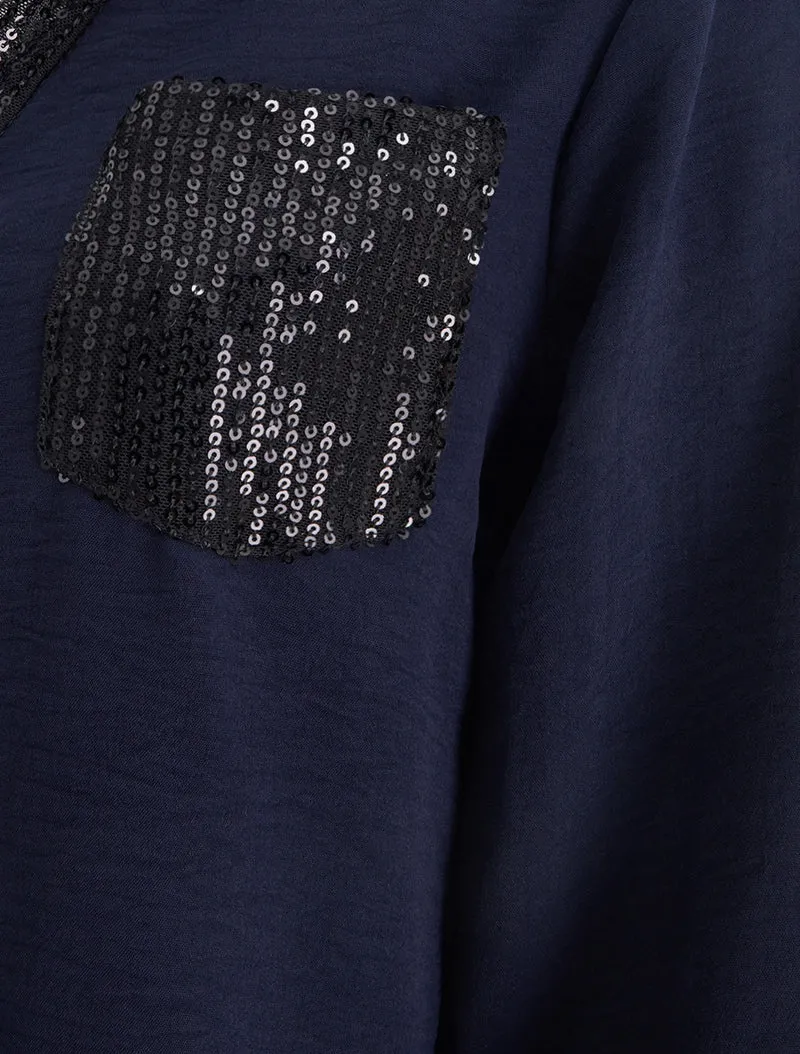 Top droit à col V et poche à sequins - Marine