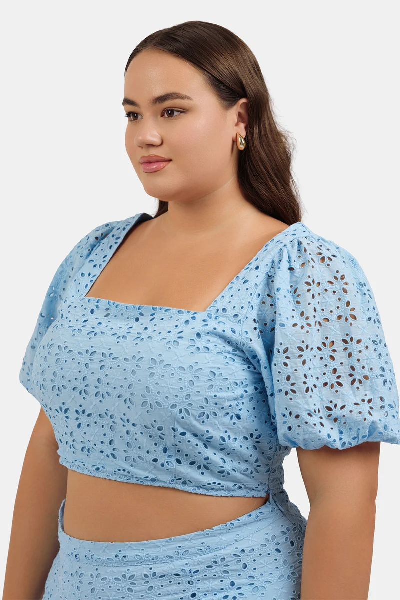 Yasemin Top|100% Cotton Schiffli Cropped Top