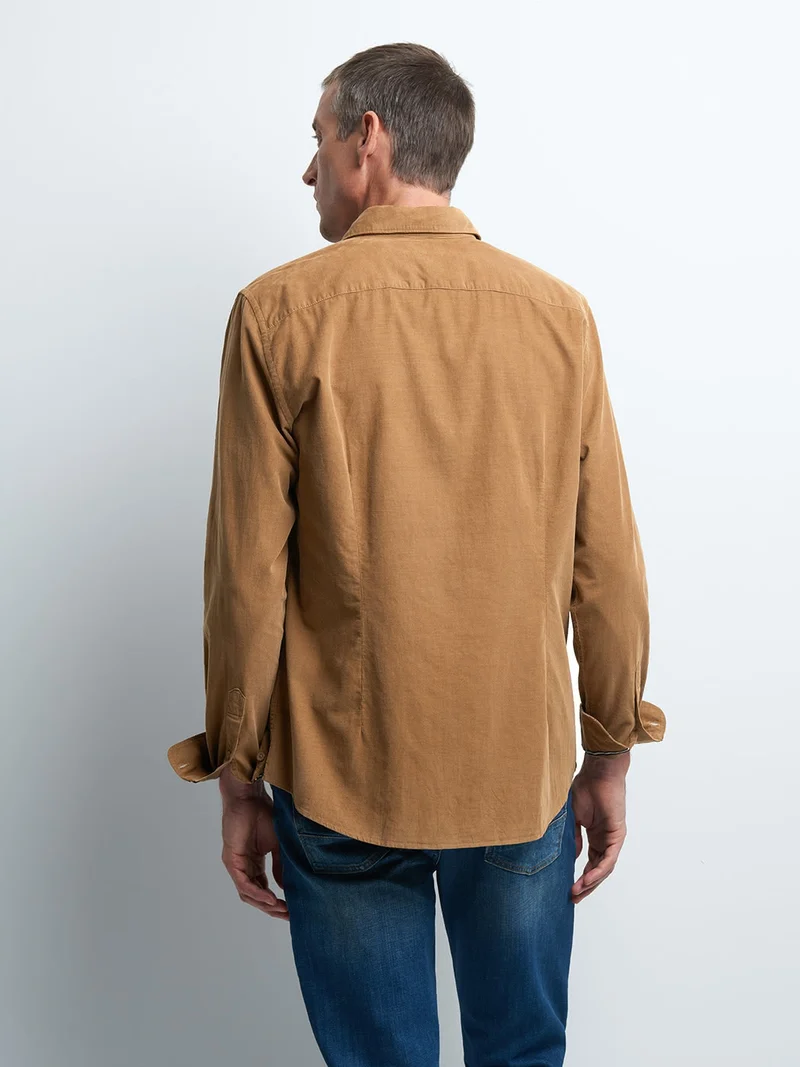 Chemise slim en velours unie