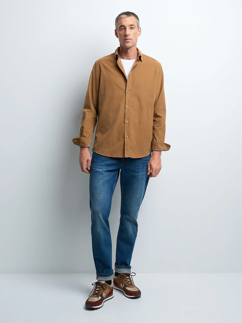 Chemise slim en velours unie