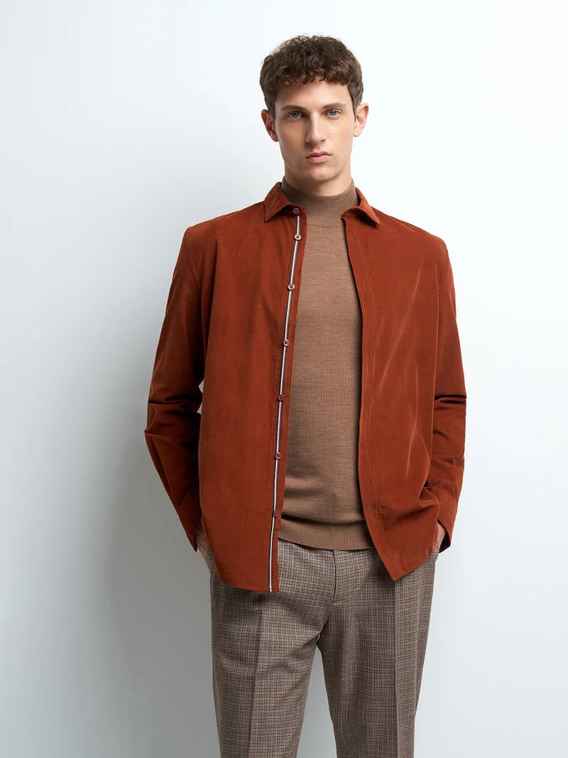 Chemise slim en velours unie