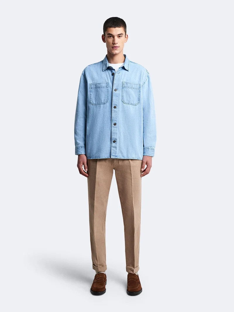 Chemise regular en denim unie