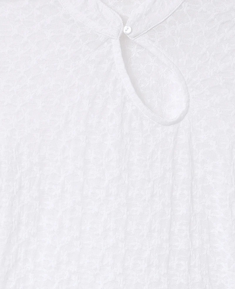 Top en dentelle col mao avec goutte et bouton