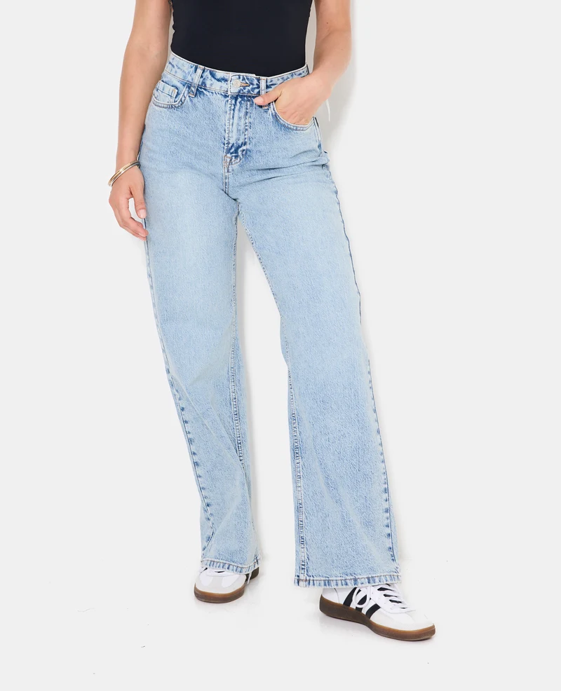 Jean droit taille haute avec étoiles strass léopard