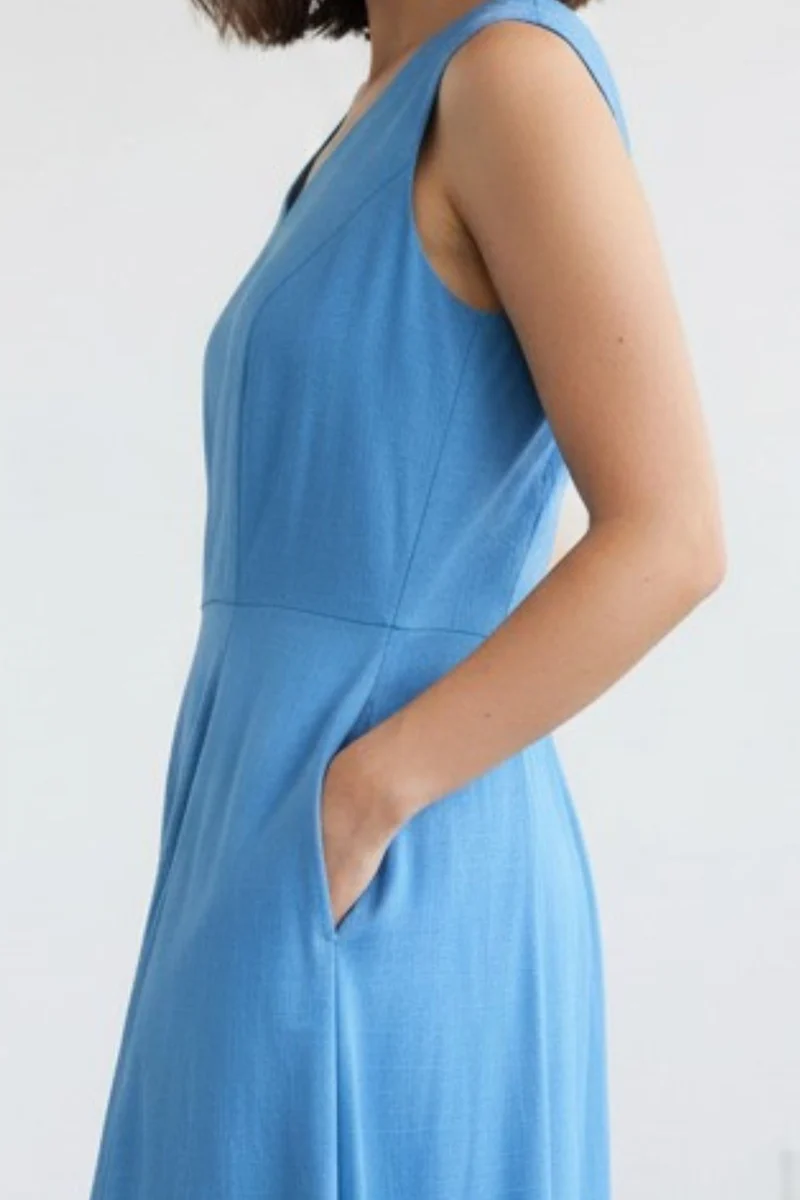 Zorelle|100% Viscose V-Neck Midi Dress