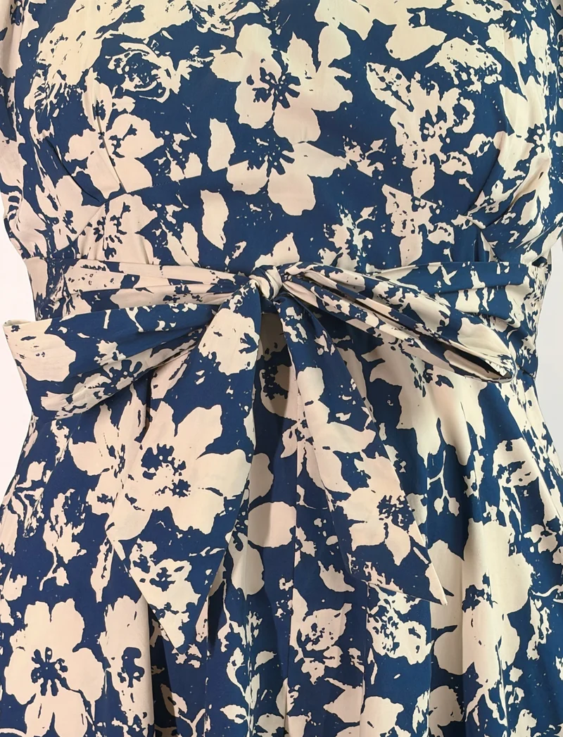 Amorette|100% Cotton Printed A-Line Midi Dress
