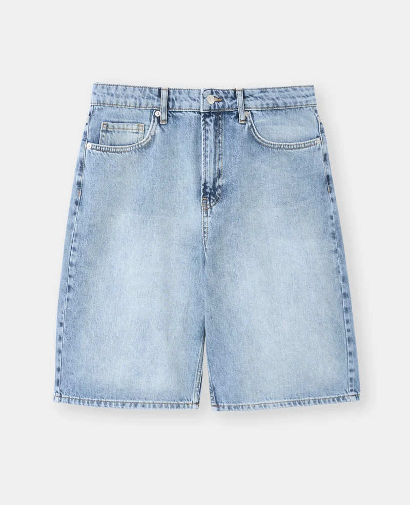 Bermuda en jean avec étoiles strass léopard