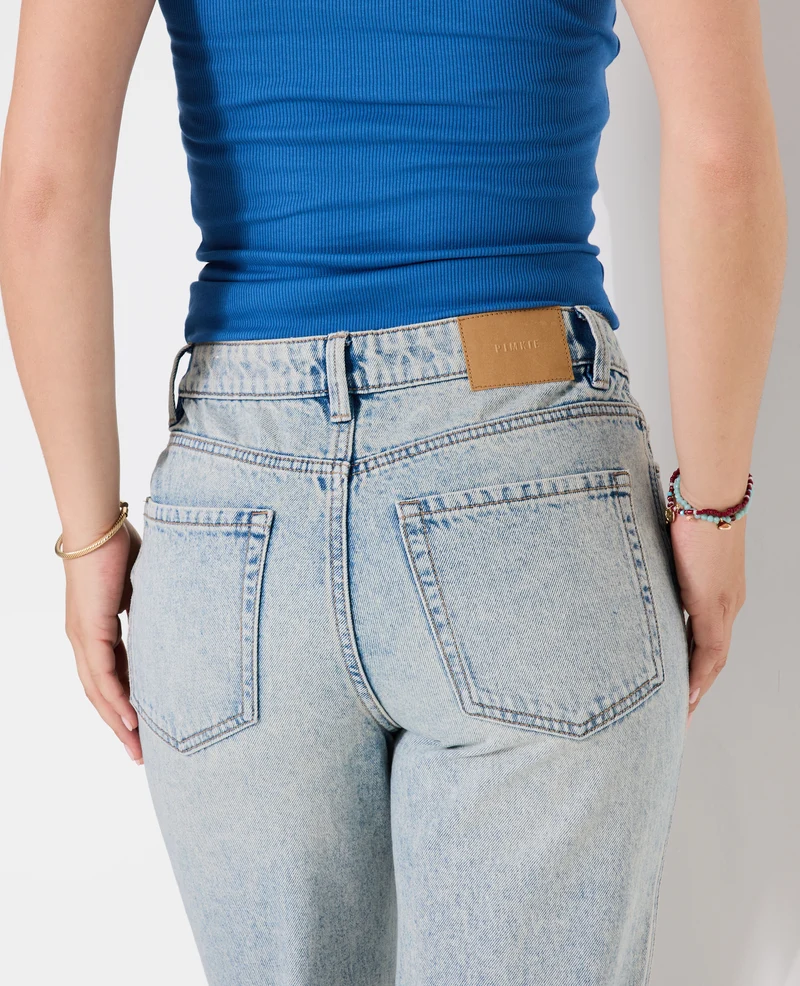 J90-2 / Jean straight taille medium