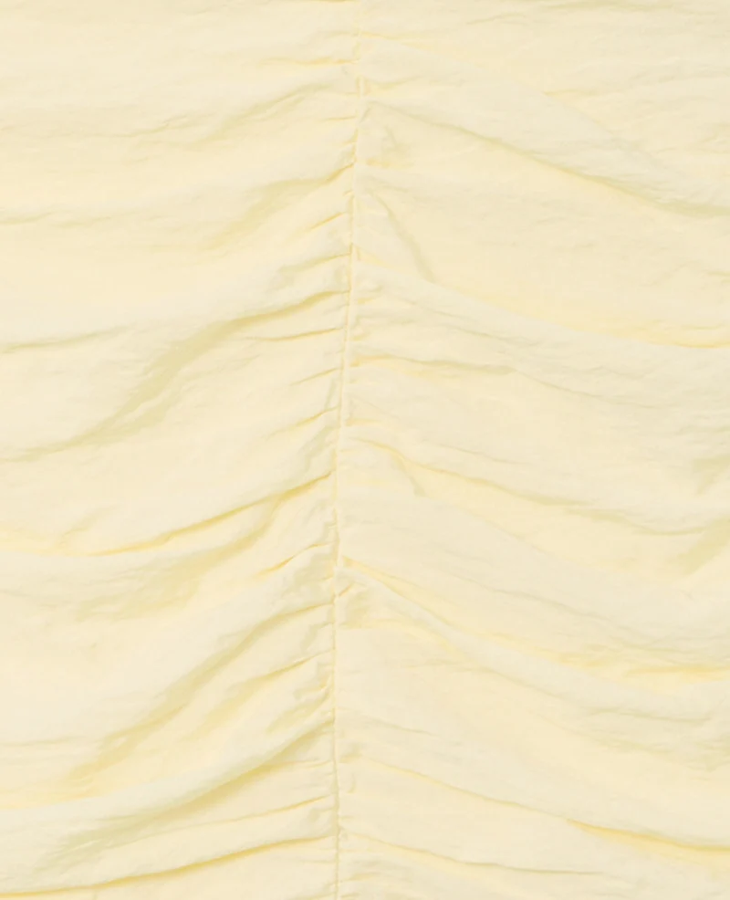 Robe courte avec effets drapés et col V