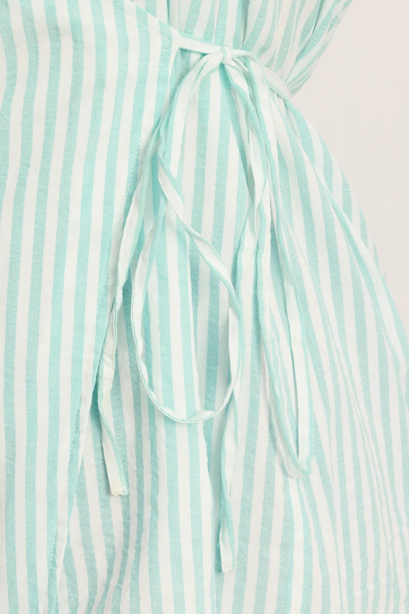 Danuta|100% Cotton Collared Tie Front Shirt