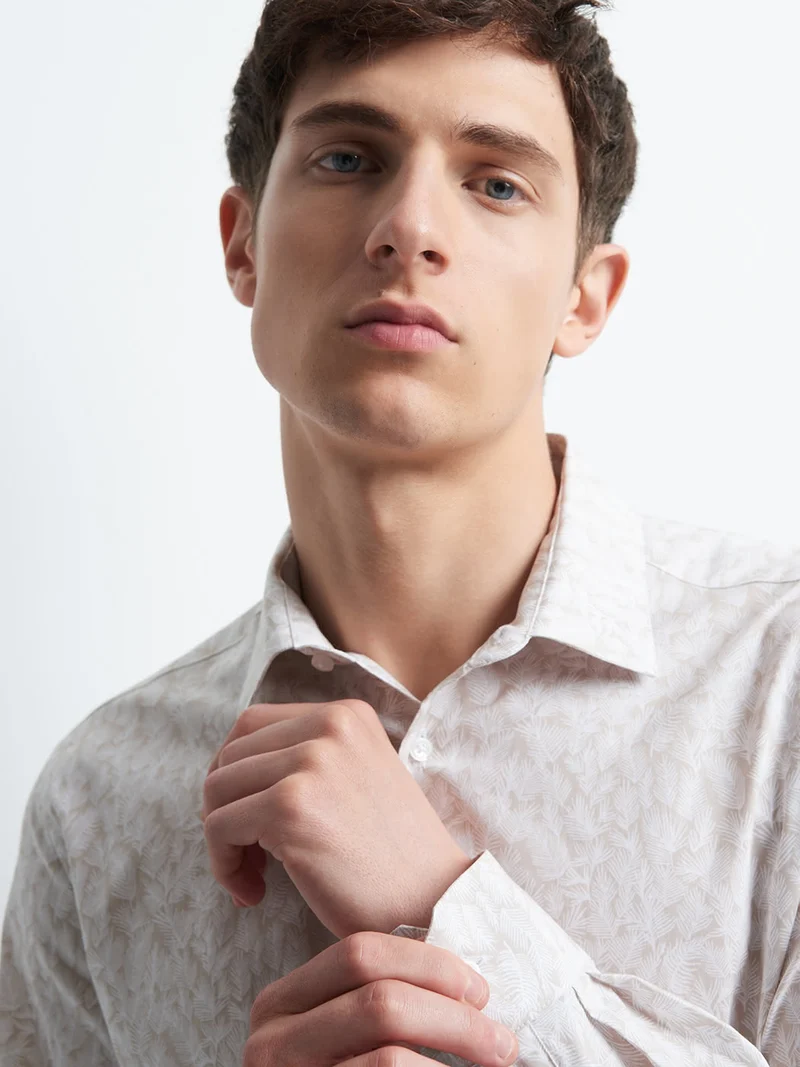 Chemise slim végétale