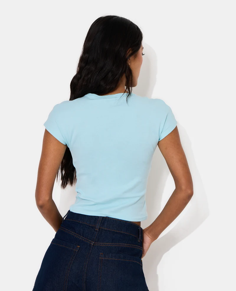 T-shirt ajusté col rond et manches raccourcies