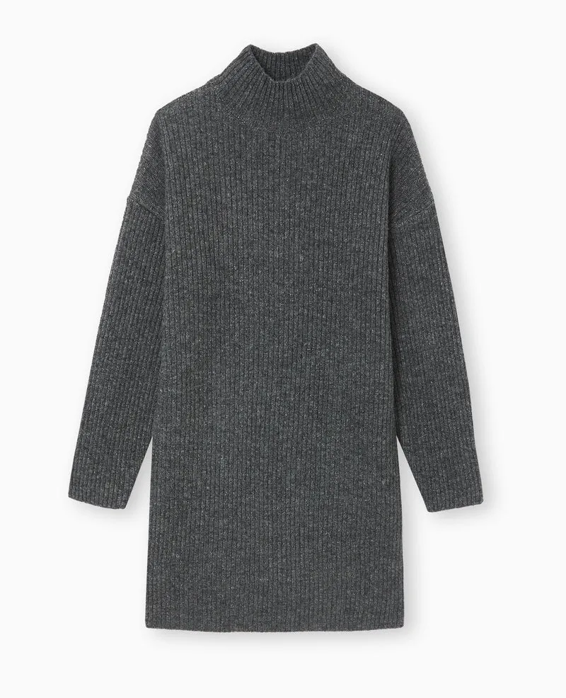 Robe courte en maille côtelée