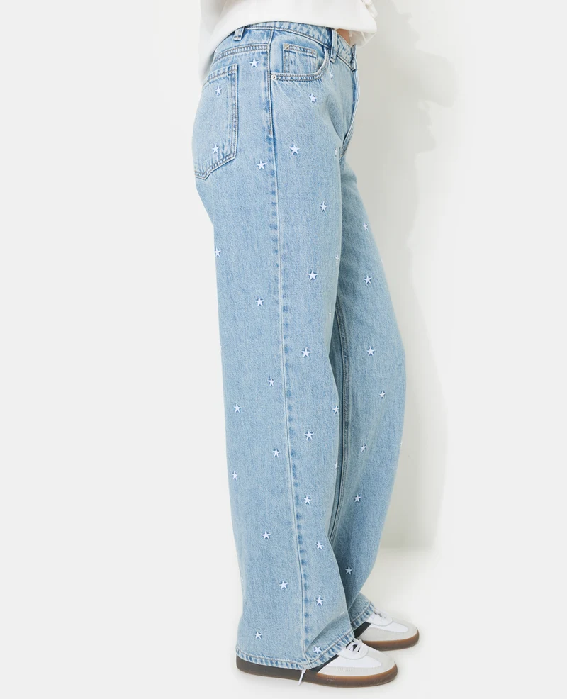 Jean wide taille medium avec étoiles brodées