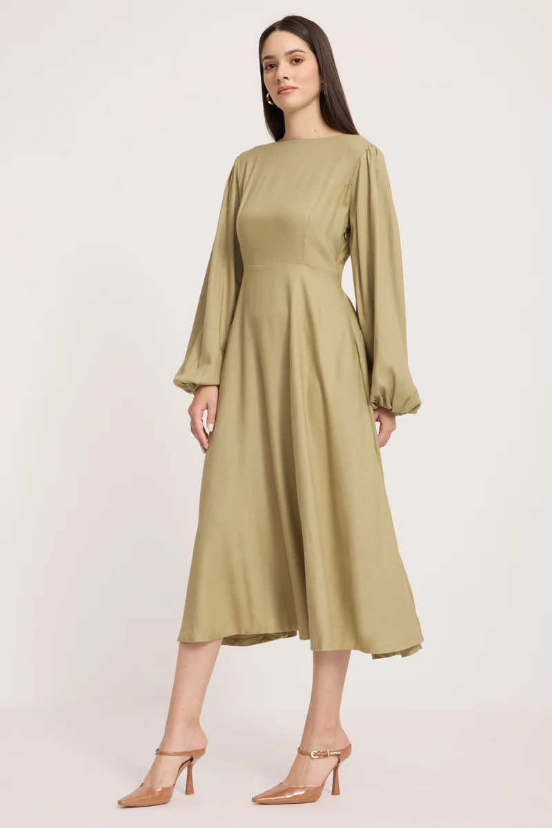 Vaati|100% Viscose Boat Neck Midi Dress