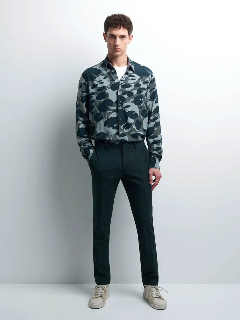Chemise slim végétale