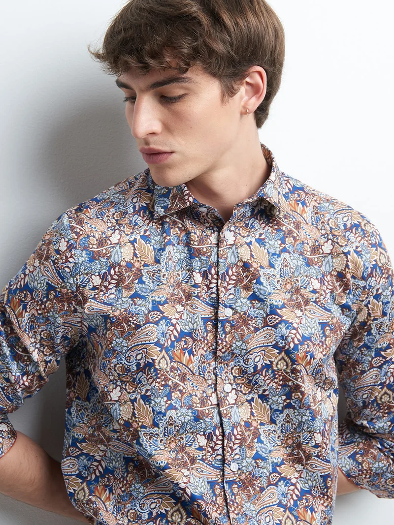 Chemise slim en satin fleurie