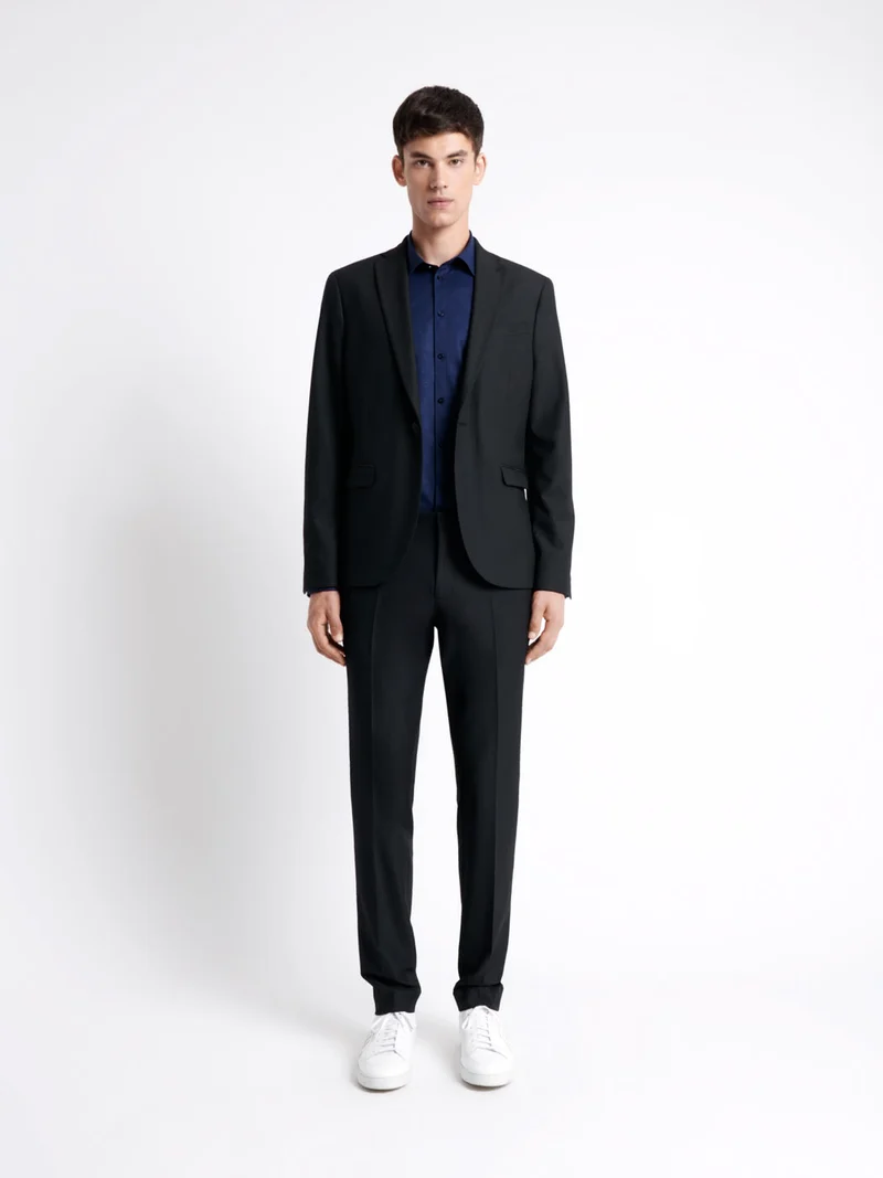 Chemise infroissable fleurie