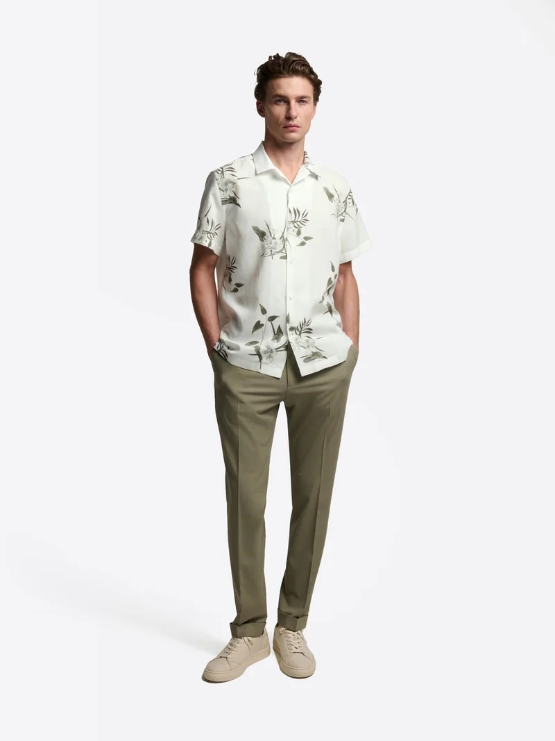 Chemise manches courtes slim fleurie