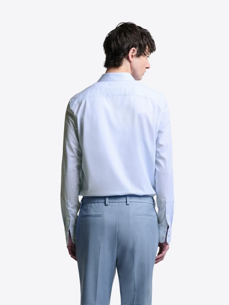 Chemise extraslim tissu traveler à motif
