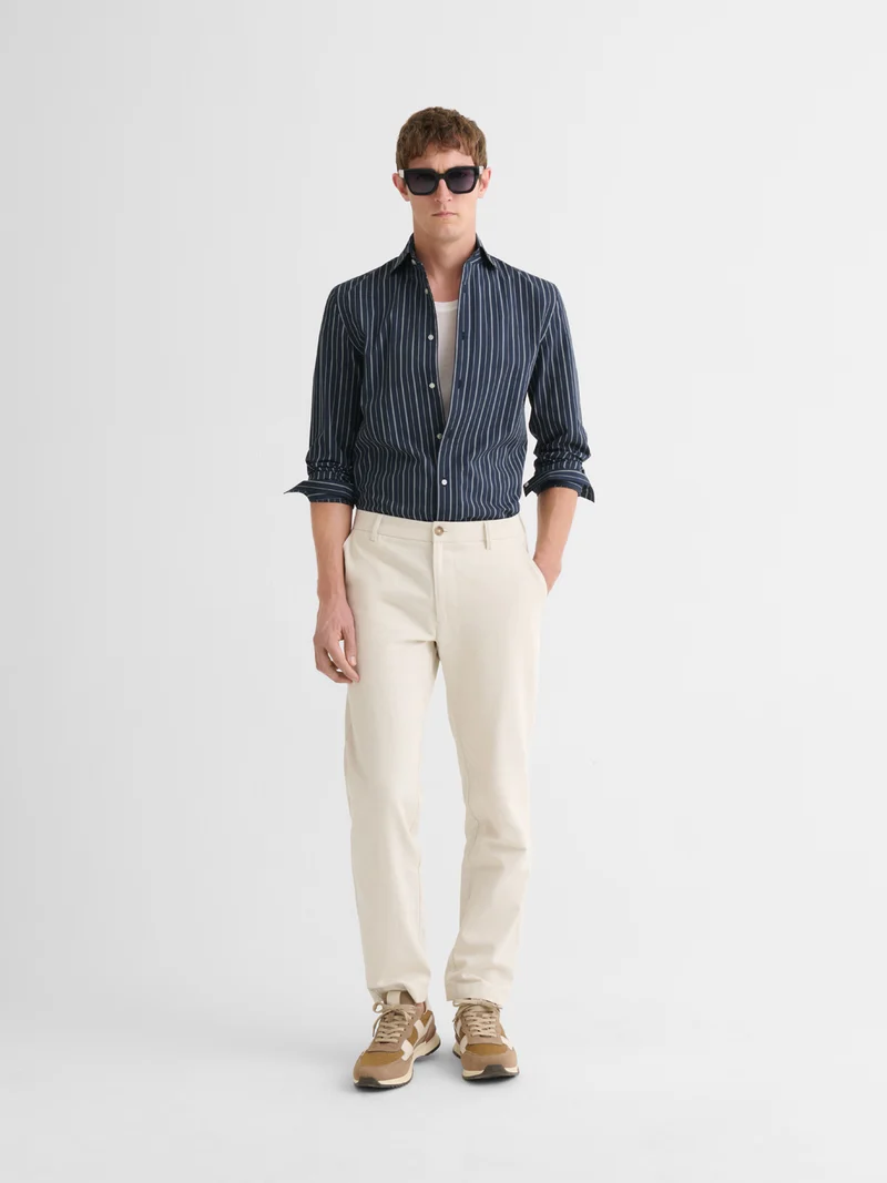 Chemise slim en coton rayée