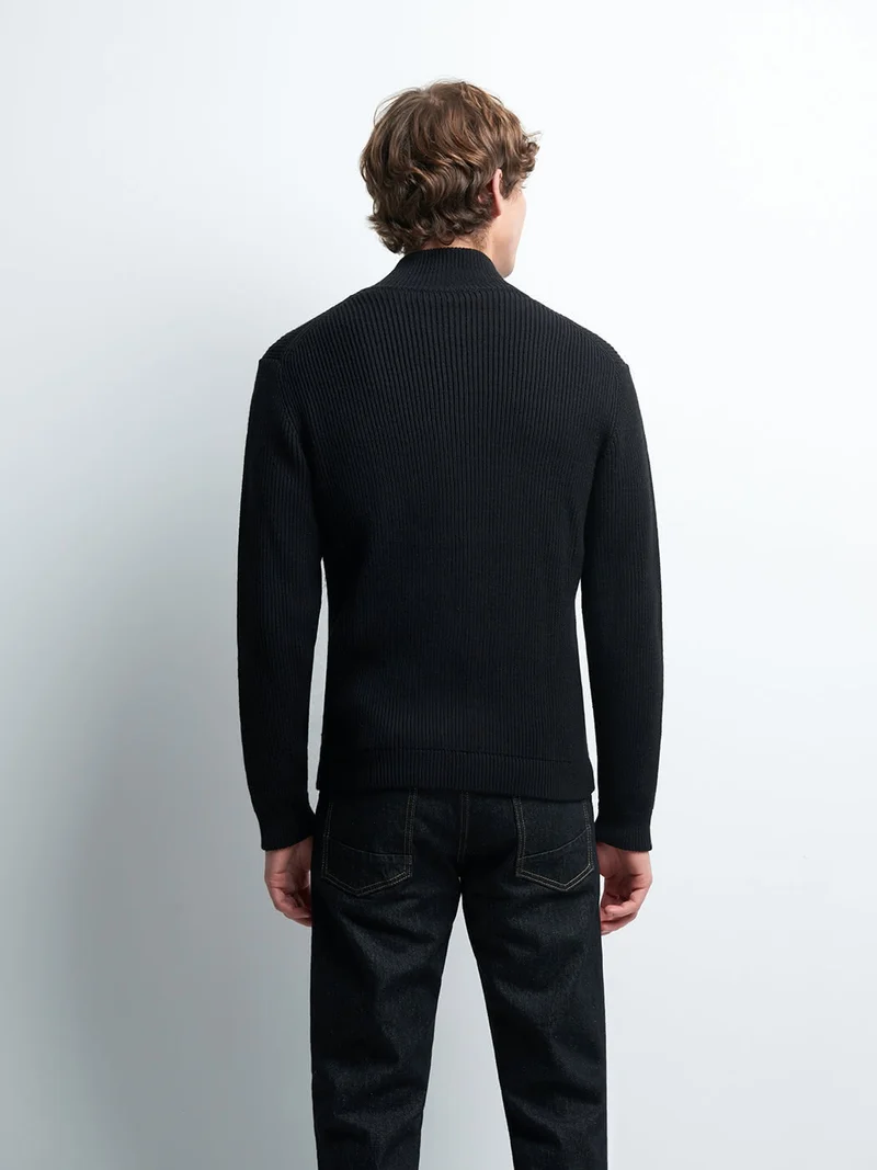 Cardigan col montant