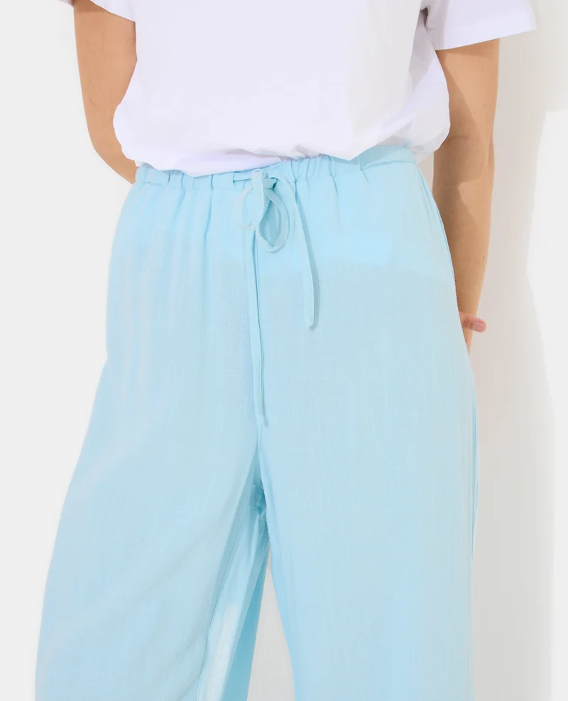 Pantalon large et droit avec taille élastiquée