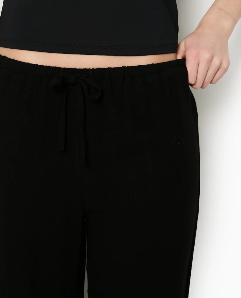Pantalon large et droit avec taille élastiquée