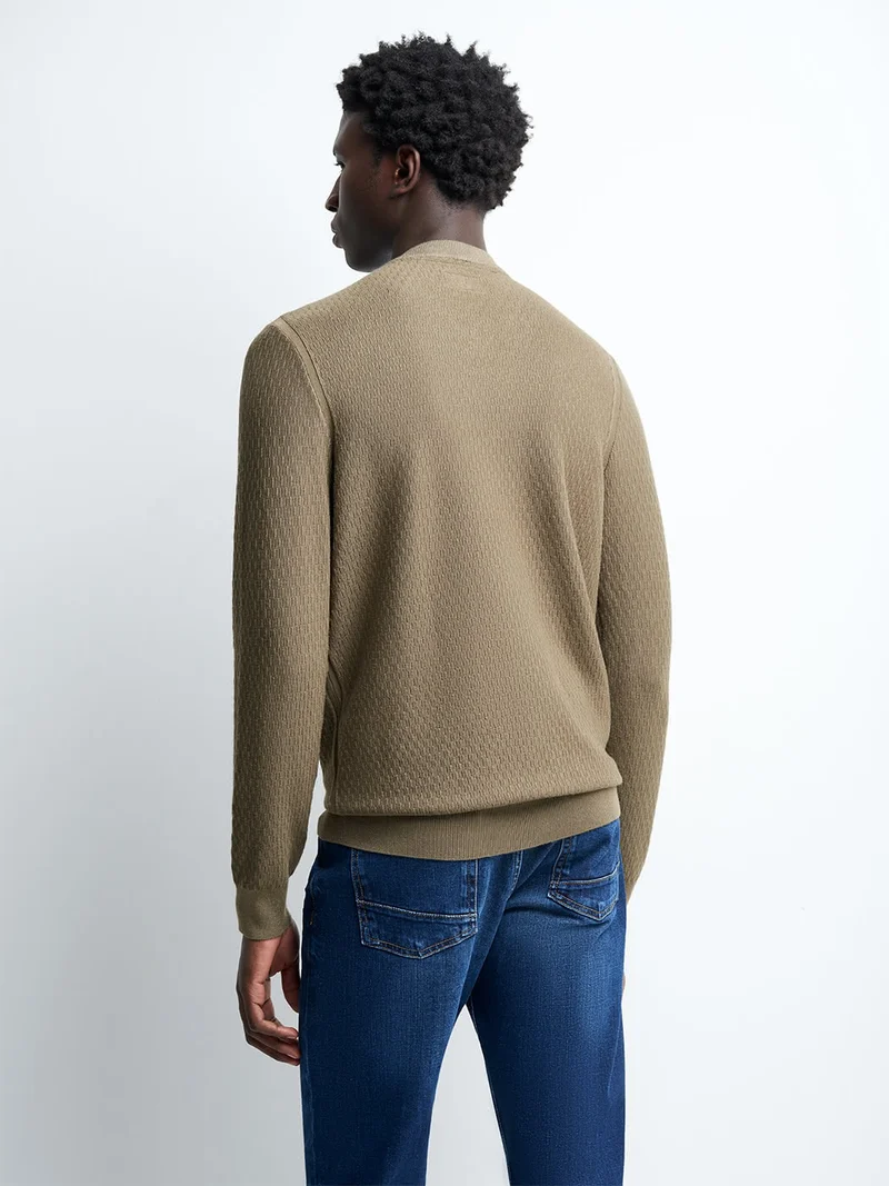Pull col V en viscose certifiée
