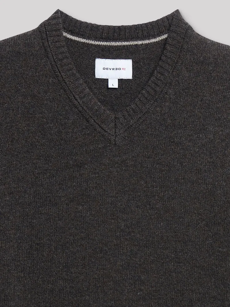 Pull col V en laine d'agneau