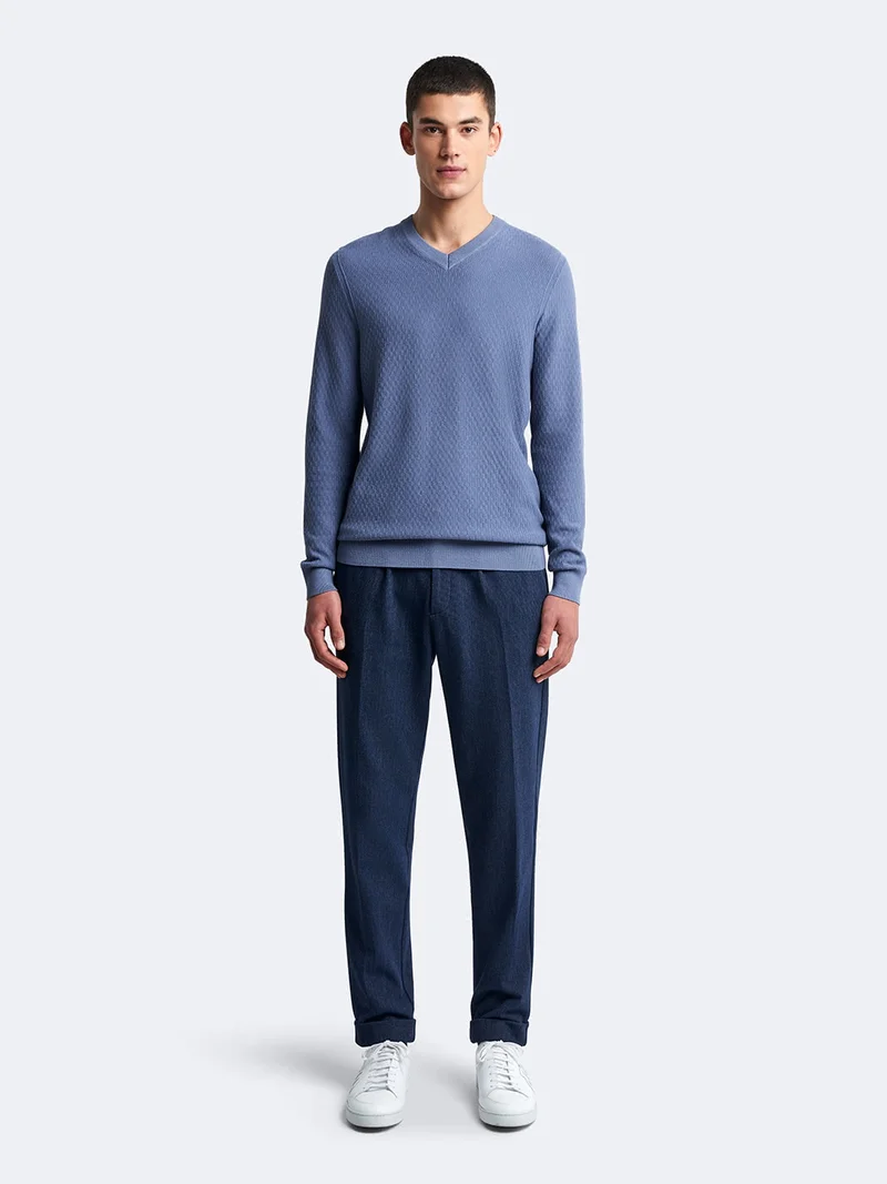 Pull col V en viscose certifiée