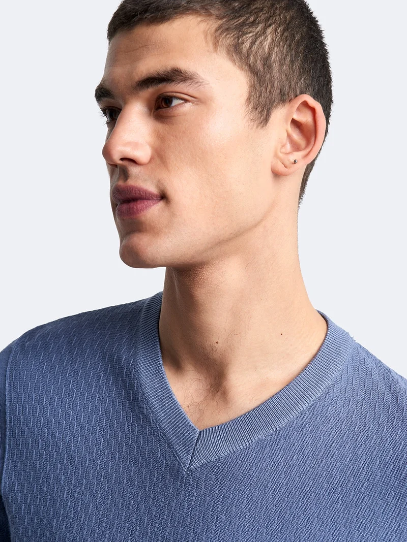 Pull col V en viscose certifiée