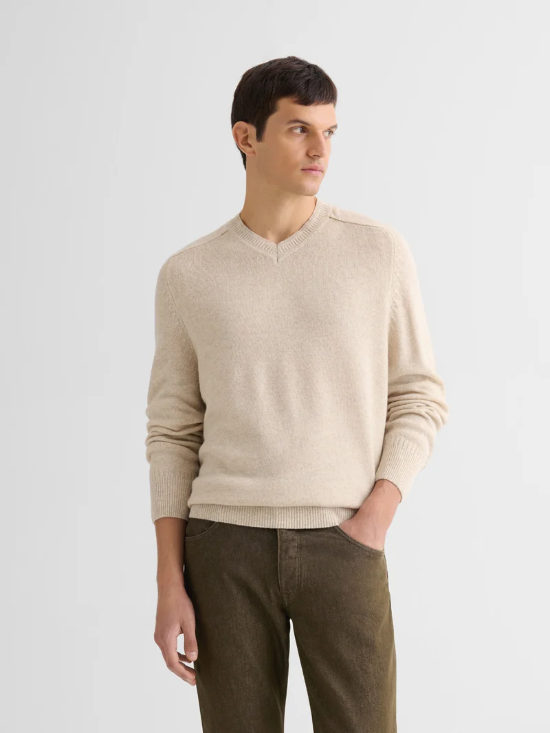 Pull col V en laine mélangée