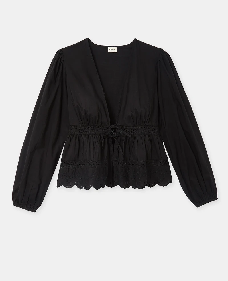 Blouse avec dentelle et nouettes