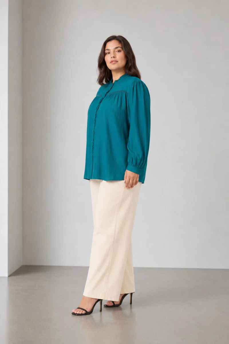 Eilra|100% Viscose Button Down Top