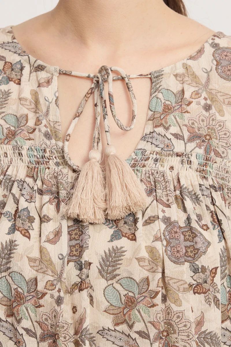 Rara|100% Viscose Tie-Up Top With Flutter Sleeves