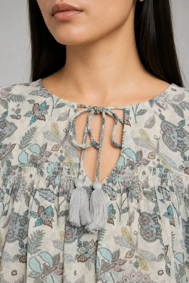 Deiimhe|100% Viscose Tie-Up Top With Flutter Sleeves