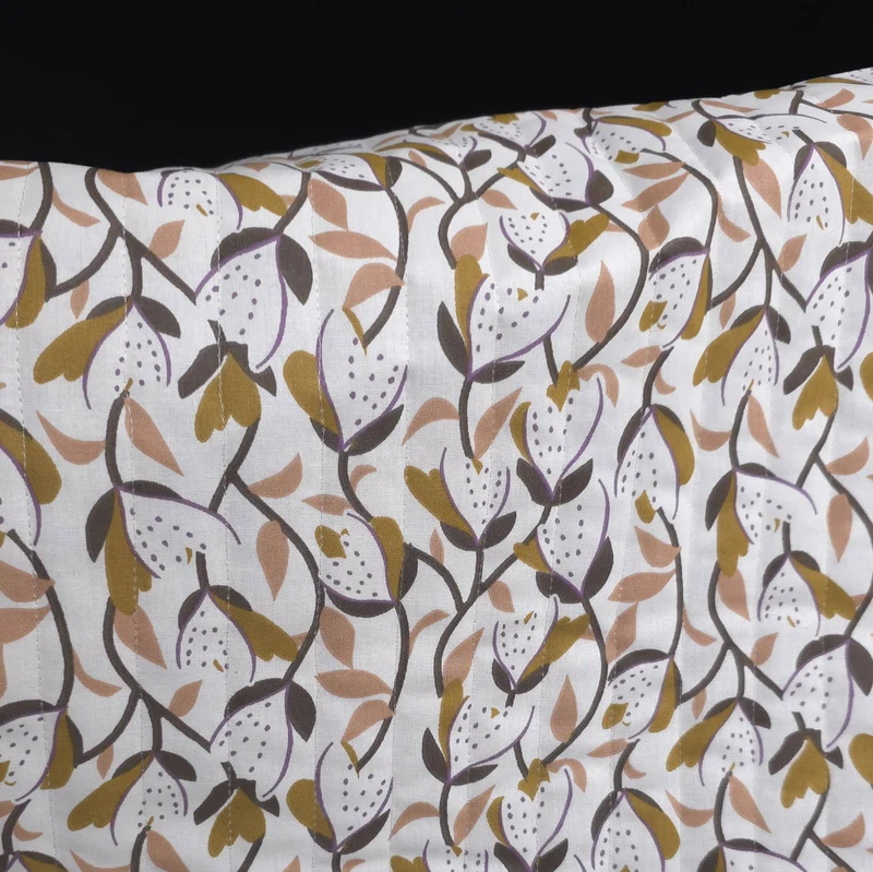 Coton matelassé réversible | Jardin de roses & floral ivoire | Blush