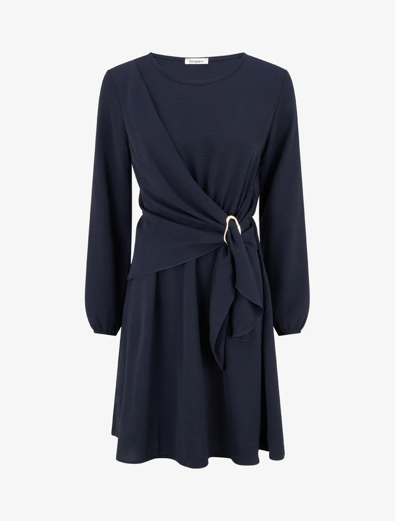 Robe évasée manches longues à pan drapé et bijou - Marine