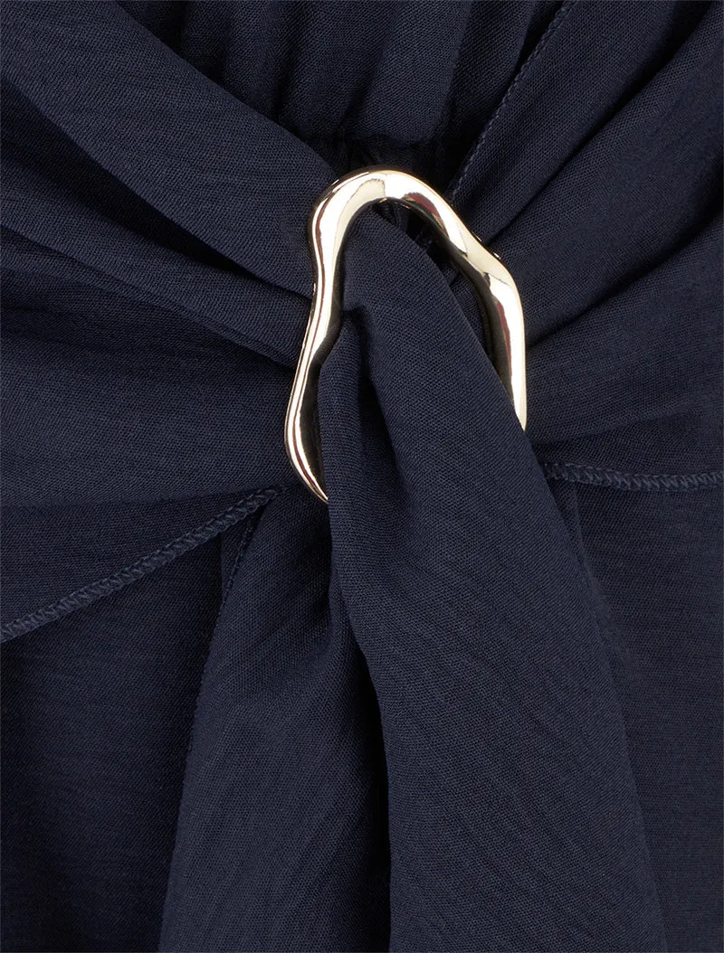 Robe évasée manches longues à pan drapé et bijou - Marine
