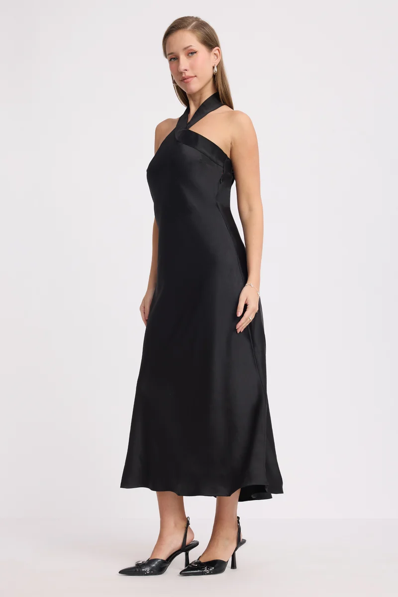 Elinae|Rescued Polyester Halter Neck Slim Dress