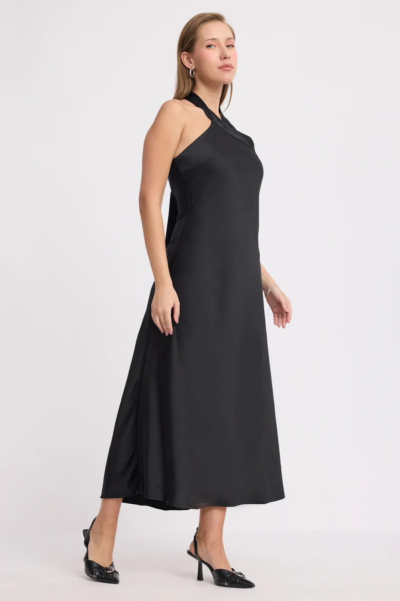 Elinae|Rescued Polyester Halter Neck Slim Dress