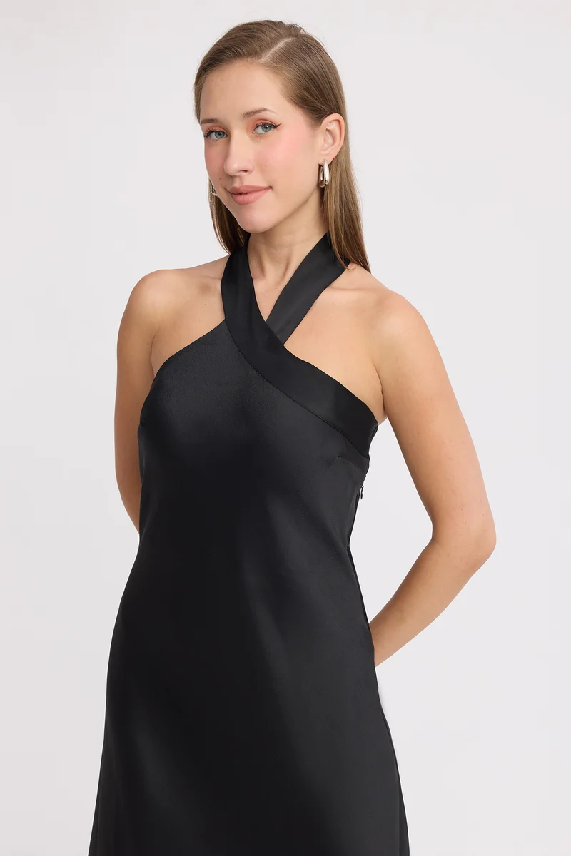 Elinae|Rescued Polyester Halter Neck Slim Dress